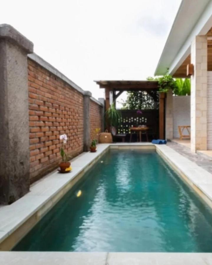 Surya Lombok Accommodation 塞隆贝拉纳克 外观 照片
