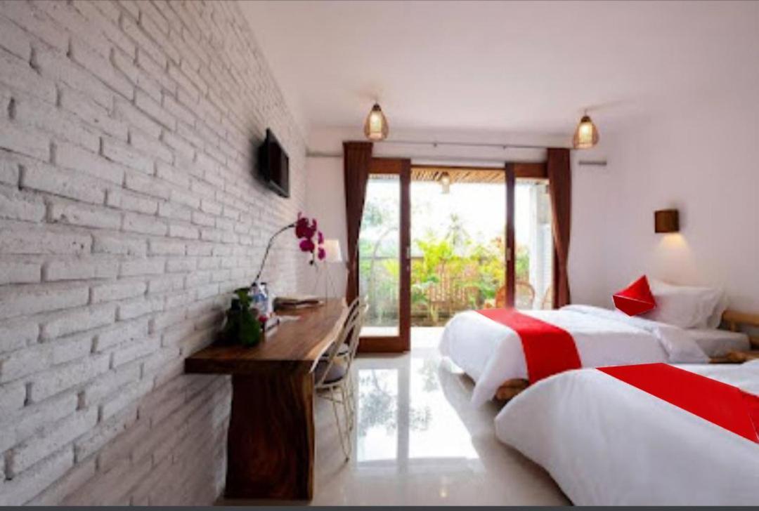 Surya Lombok Accommodation 塞隆贝拉纳克 外观 照片