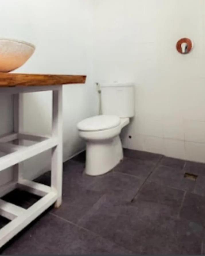 Surya Lombok Accommodation 塞隆贝拉纳克 外观 照片