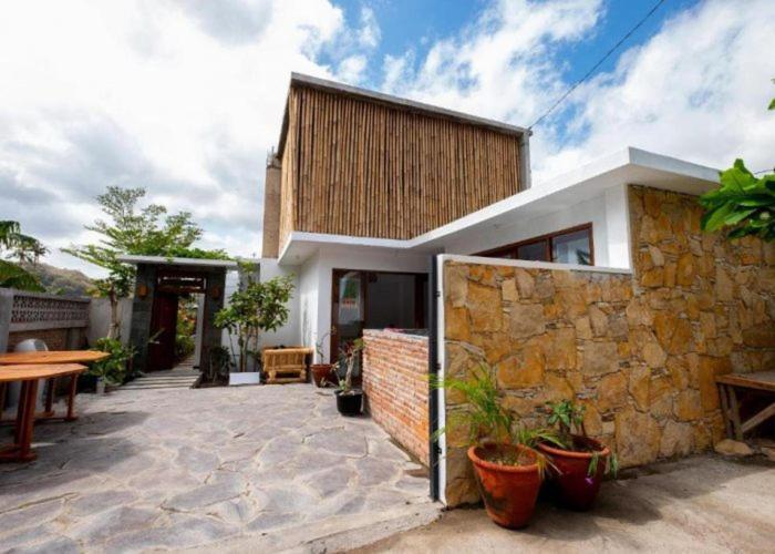 Surya Lombok Accommodation 塞隆贝拉纳克 外观 照片