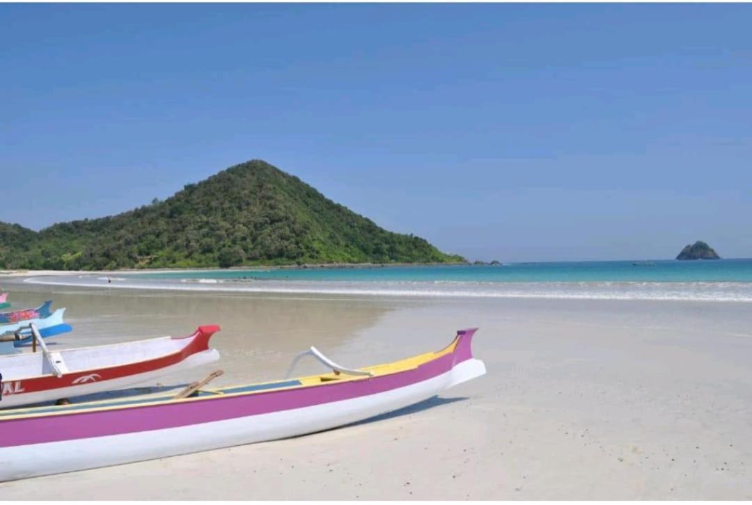 Surya Lombok Accommodation 塞隆贝拉纳克 外观 照片