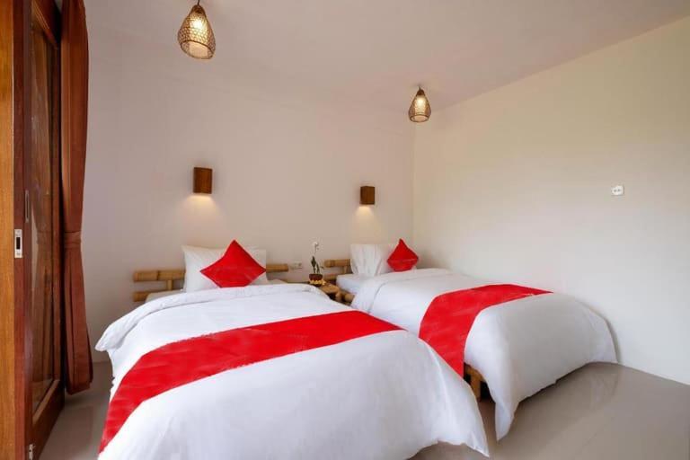 Surya Lombok Accommodation 塞隆贝拉纳克 外观 照片