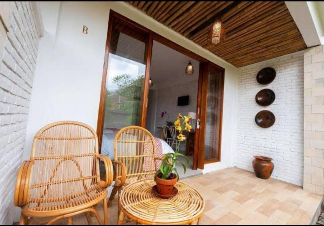 Surya Lombok Accommodation 塞隆贝拉纳克 外观 照片